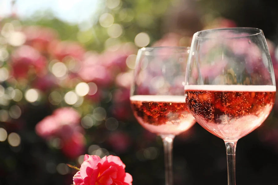 Rosé Champagner: Herstellung, Geschmack und wofür er ideal ist